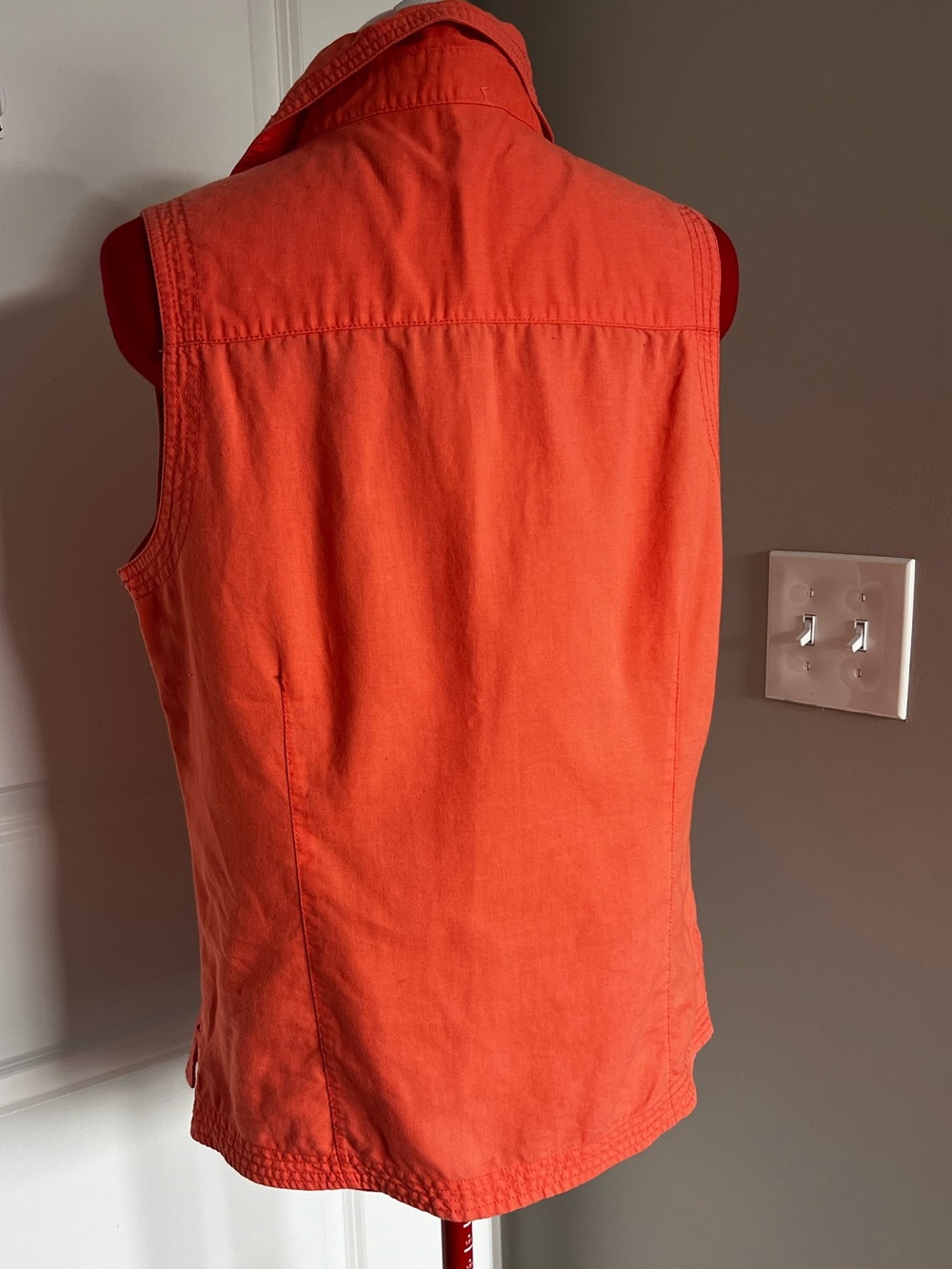 Geoffrey Beene Sleeveless Collared V-Neck Tank Top in Orange - Picture 6 of 11